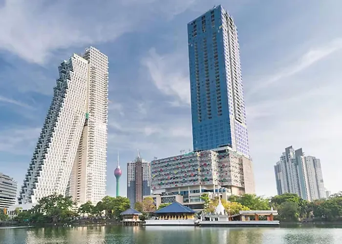 Two Bedroom Luxury Apartment In Colombo 2