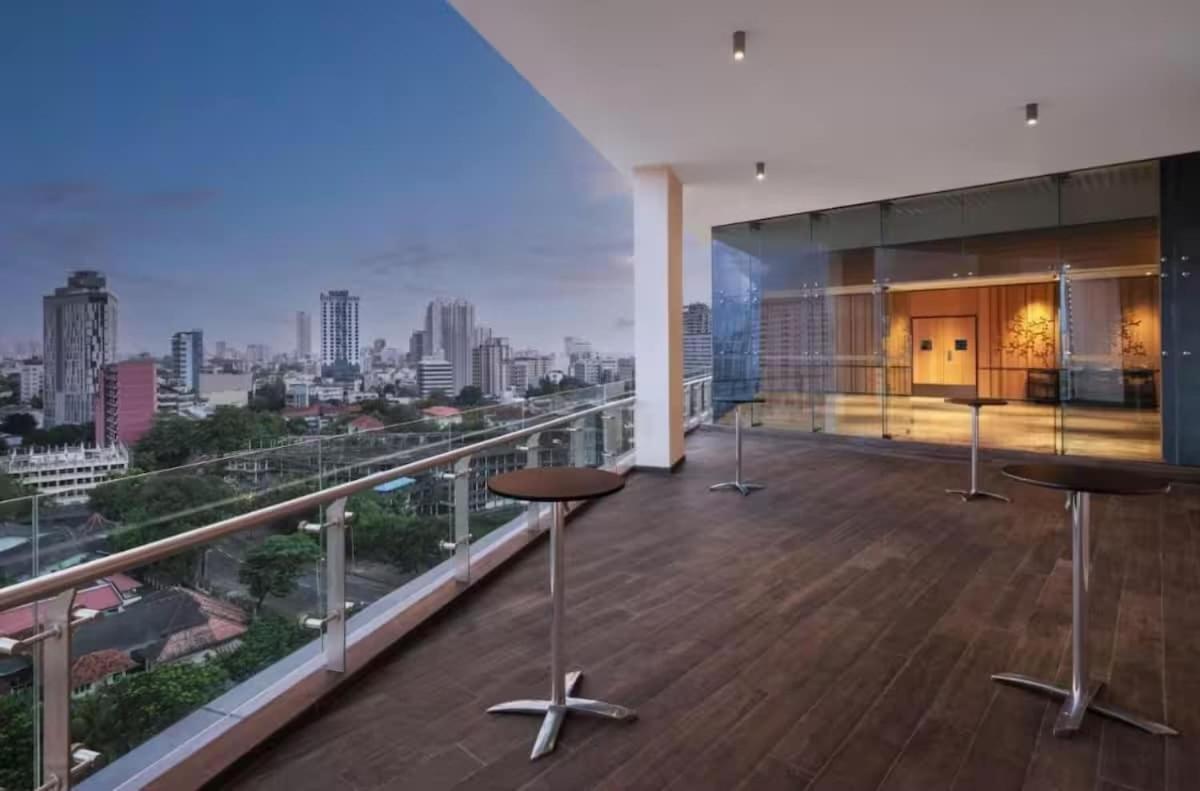 Apartment Two Bedroom Luxury In 2 Colombo