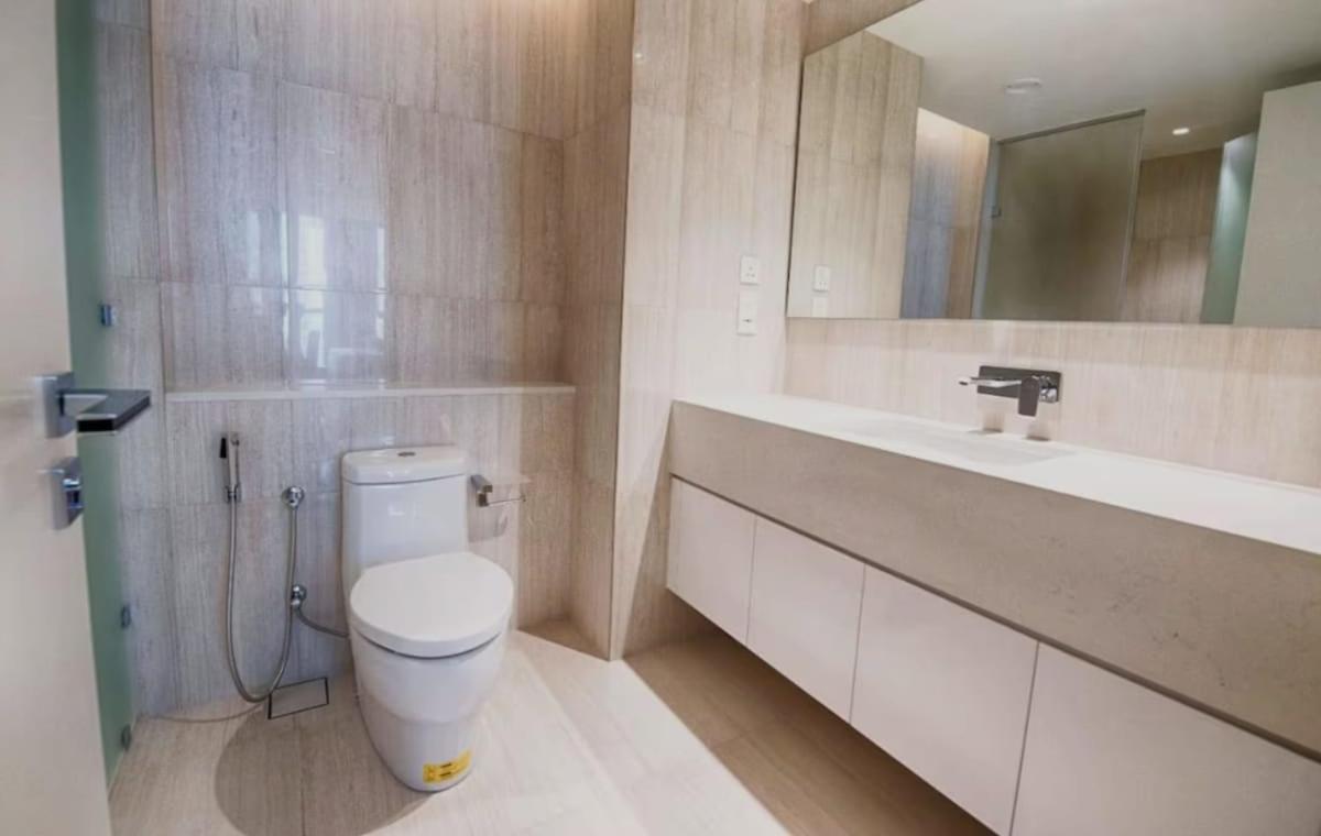 Two Bedroom Luxury In 2 Colombo